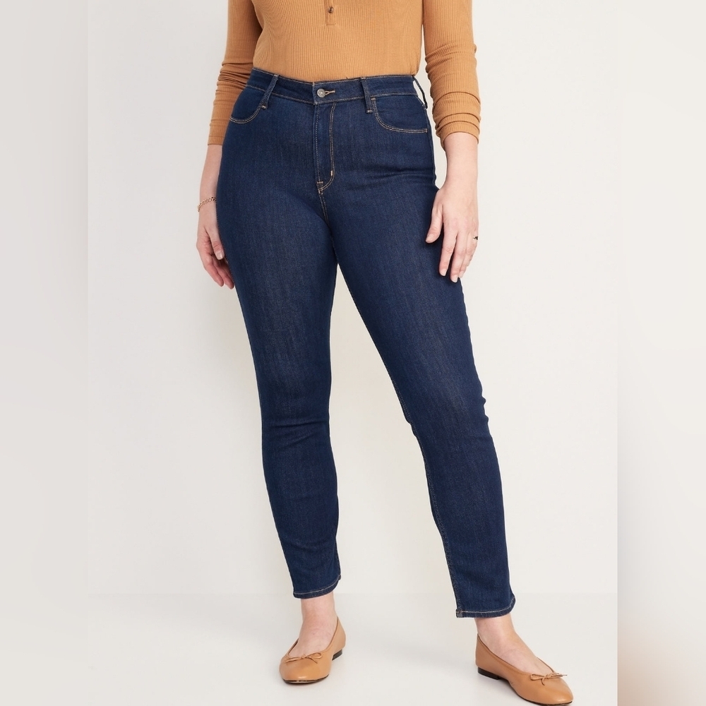 {Old Navy} High Waisted Wow Super Skinny Jeans - Size 16 (Dark Wash)